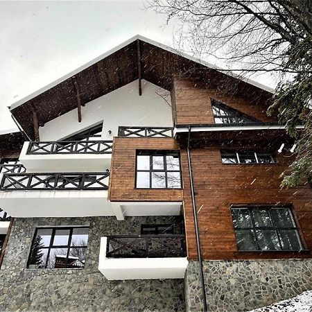 Casa Larisa - Wolves Apartment ซินายา ภายนอก รูปภาพ