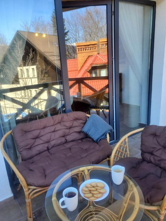 Casa Larisa - Wolves Apartment ซินายา ภายนอก รูปภาพ