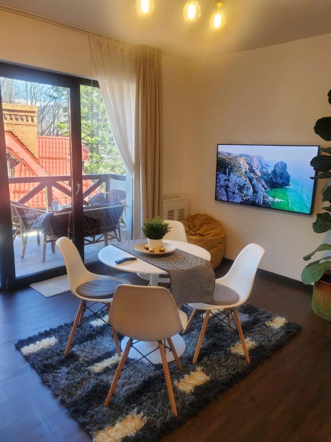 Casa Larisa - Wolves Apartment ซินายา ภายนอก รูปภาพ